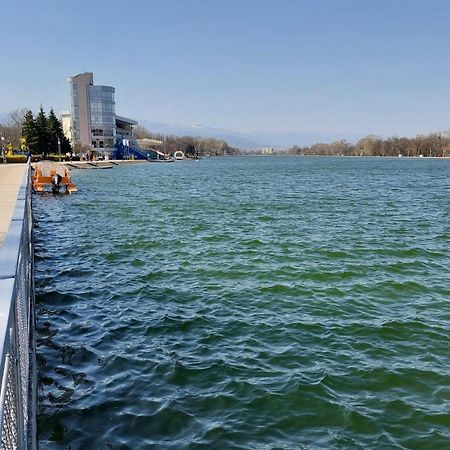 بلوفديف Rowing Base Apartment المظهر الخارجي الصورة