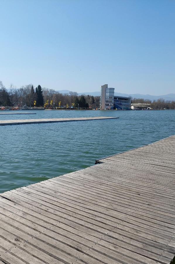 بلوفديف Rowing Base Apartment المظهر الخارجي الصورة